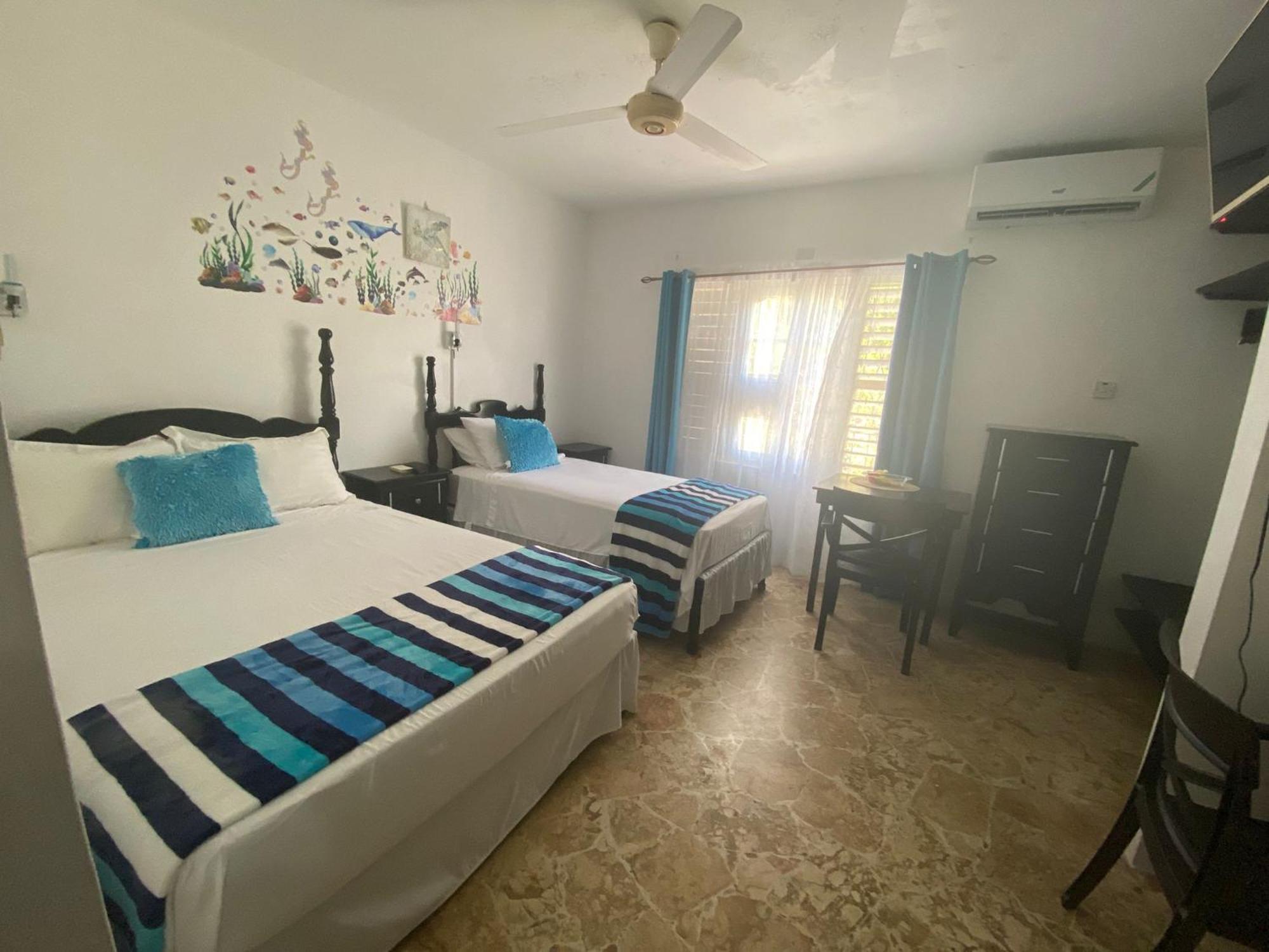 Aqua Studio 6 Aparthotel Negril Eksteriør bilde